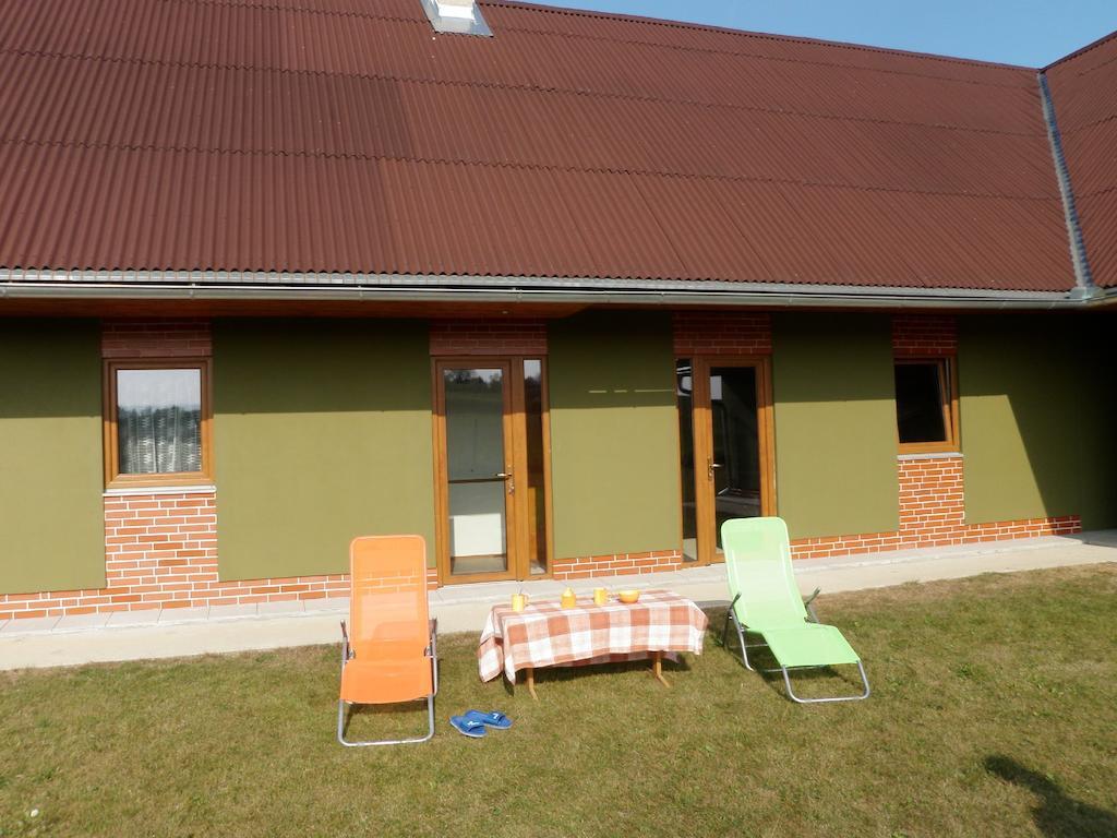 Penzion Pod Vápenkami Strážnice Exterior foto